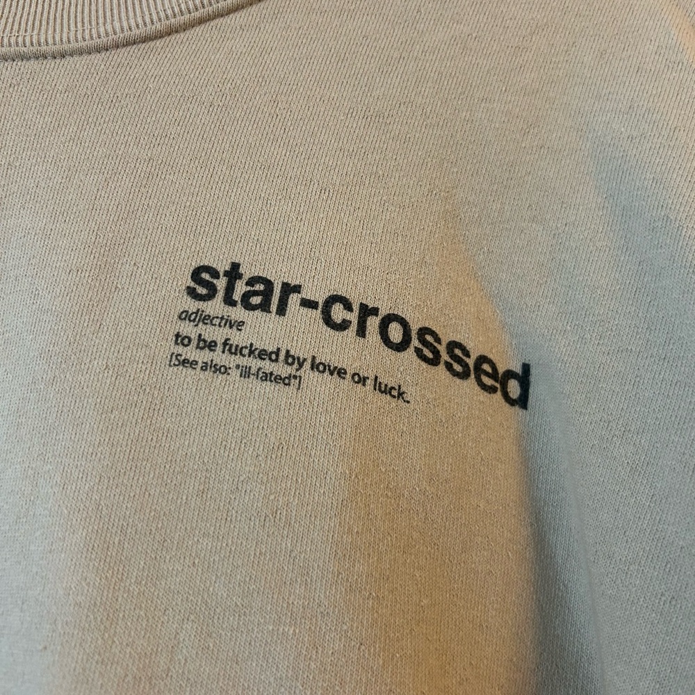 Kacey Musgraves star crossed sweat suit - Picture 8 of 8